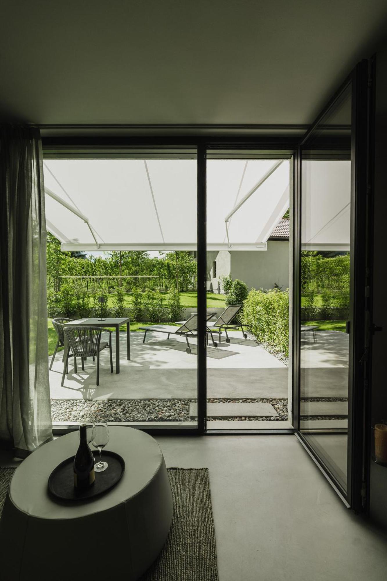 Agriturismo Insolito Terlano Εξωτερικό φωτογραφία